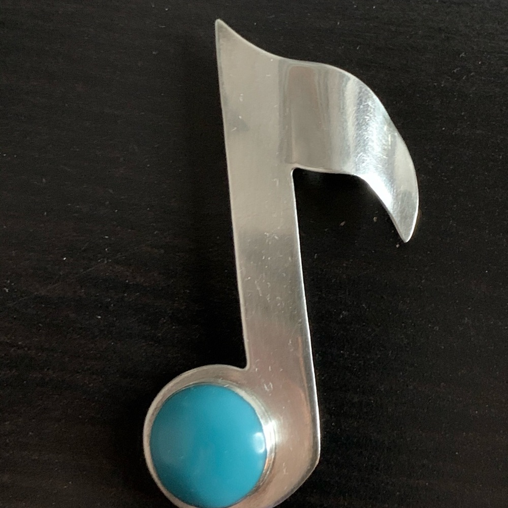 G Clef Pin2@$25
